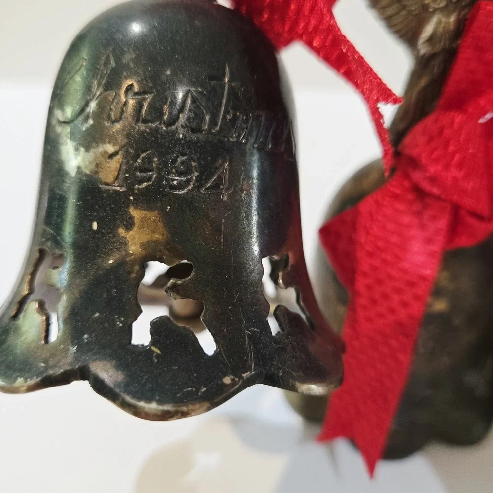 Lot Of 9 Vintage International Silverplate Co. Silver Plated Bells Christmas